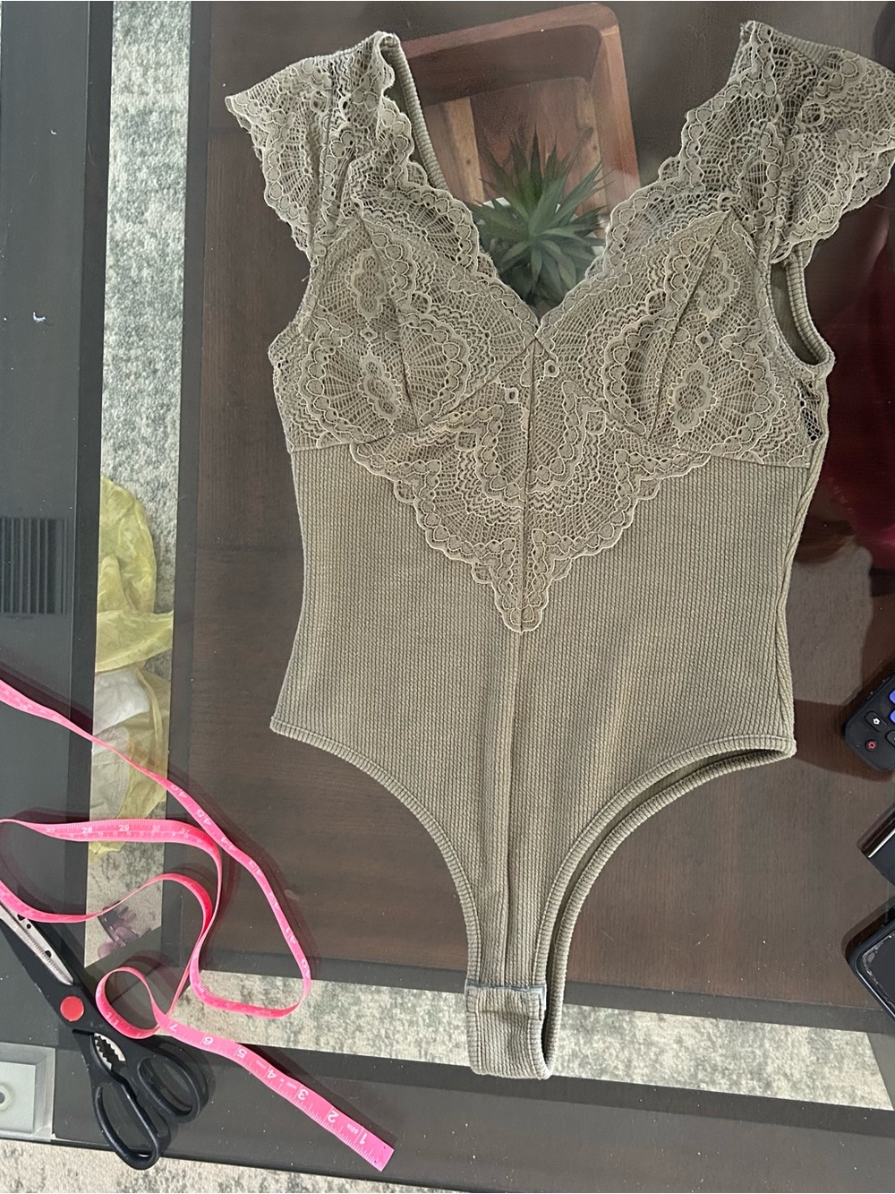 entro Olive Lace-Trim Ribbed Bodysuit